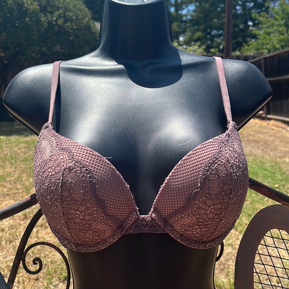 Victoria’s Secret Bra, 36B